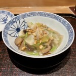 日本料理 鷹光 - 温物:蓮根・百合根・松の実