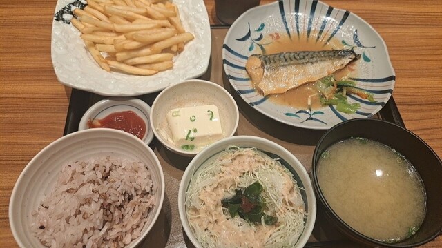 Yayoi Ken Sapporo Eki Minamiguchi Ten - Sapporo/Cafeteria