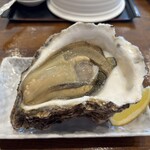 船頭の台所 - 岩牡蠣1,000円
