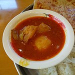 インディアン・レストラン　ロタ - 皮付きジャガイモ入りビーフキーマカレー