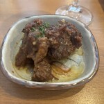 カルドンチェッロ - バルメニュー牛肩ロース赤ワイン煮込み