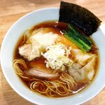 地球の中華そば - MIXワンタン醤油