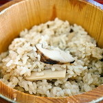 潯陽楼 - 松茸ごはんの御櫃