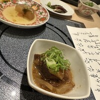 すぎ乃 麻布十番 - 牛すじ煮込み