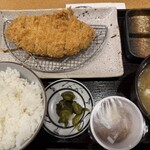 とんかつ 大吉 - ランチメニュー　とんかつ定食¥1,300+納豆¥110
