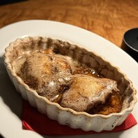 カルネジーオ イースト - 