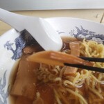 駅そば そば・うどん八起家 - ペラい断面