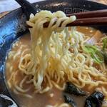 やまざき屋 - 山とんとん 麺リフト：中太ちぢれ麺A(2025/6)