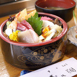 寿々翔 - 梅ちらし1,000円。これでリピート確定しました。