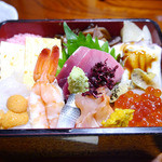 寿々翔 - 松ちらし2,000円。