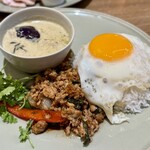 アジアンビストロ Dai - 