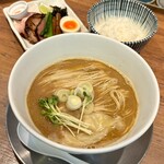 麺創房LEO - 