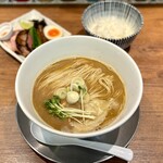 麺創房LEO - 
