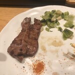 牛タンの笑や - 