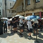 中華そば しば田 - 土曜13:12現着で並びは軽く40名以上。