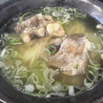 沖縄そば屋 - 