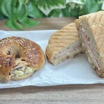 バルティザン ブレッドファクトリー - 