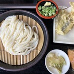 セルフうどんべつばら - 