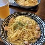 HUB - 海老とタコのたらこクリーム風パスタ