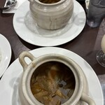 紅花別館 - 手前がビーフ、奥が期間限定霧島ポーク