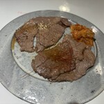 肉や食堂inへんざ - 