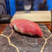 初音鮨 - 中とろ