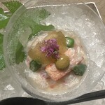 317512970 - 北海道毛蟹　甲羅のお出汁の葛餡　焼き茄子　オクラ　生姜のジュレ