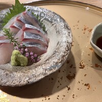 うなぎ 目白ぞろ芽 - 場が保たず注文した縞鯵w