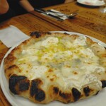 ピッツェリア パーレンテッシ - ●クアトロ・フォルマッジ