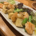 ごはん屋 zuku - エビとアスパラとエリンギの炒め物