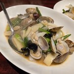 炎屋 - あさりニンニク炒め
