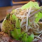 らーめん 雷華 - カラフル野菜山はヨシ