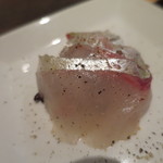 アンティカブラチェリアベッリターリア - シマアジのカルパッチョ