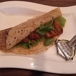 休日や - タンドリーチキンのガレット（サラダとスープ付き）