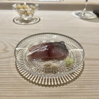 鮨 なんば 日比谷 - 生サバ 綺麗という表現が的確