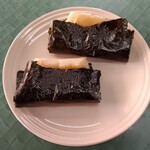 甘藷 一條商店 - 名物「いそべ焼き」↑