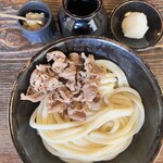 ざいごうどん 本家 わら家 - 冷やし肉ぶっかけ（並）