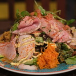 プールトワ - ランチコース 2000円 の田舎風パテとサラダ