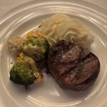 Hy's STEAKHOUSE - 