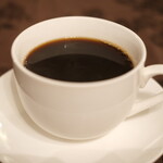 プールトワ - ランチコース 2000円 のコーヒー