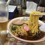 醤油屋本店 サンピアザ店 - 萬字ラーメン