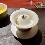 Ji-Cube - 桃冰淇淋 桃のジャスミンミルクティー仕立て