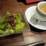 ISO - セットのサラダとスープ