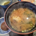 漁師食堂うのしま豊築丸 - 味噌汁の具にハモって…、贅沢でしょ…
