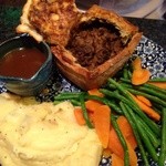 GORDON RAMSAY PLANE FOOD - 