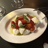 grigio la tavola - 