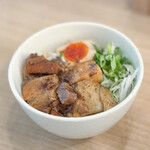 中華そば 麦の星 - ルーロー飯☆