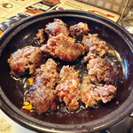 岩塚スリーバーグ - 