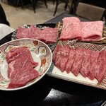 外苑 - 左下から時計回りにサガリ、上ハラミ、サーロイン、ウチモモ