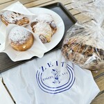 ZEIT BAKERY CAFE - 